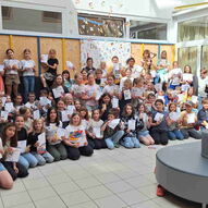 Gruppenfoto mit allen Teilnehmenden